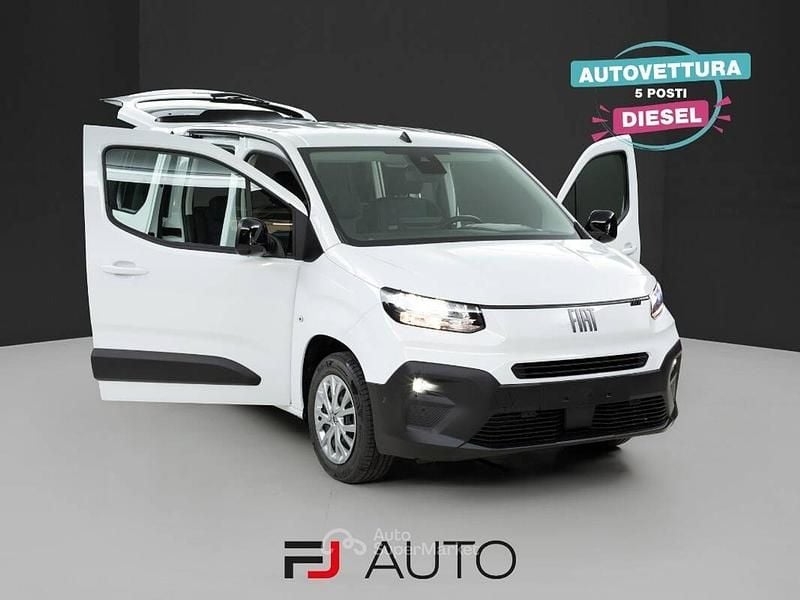 Nuova Fiat Doblò 102 CV (75 kW) 2026 Bianco Monovolume