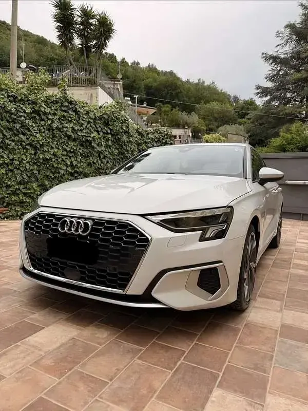 Gebraucht Audi A3 Advanced 150 PS (110 kW) 2021 Limousine