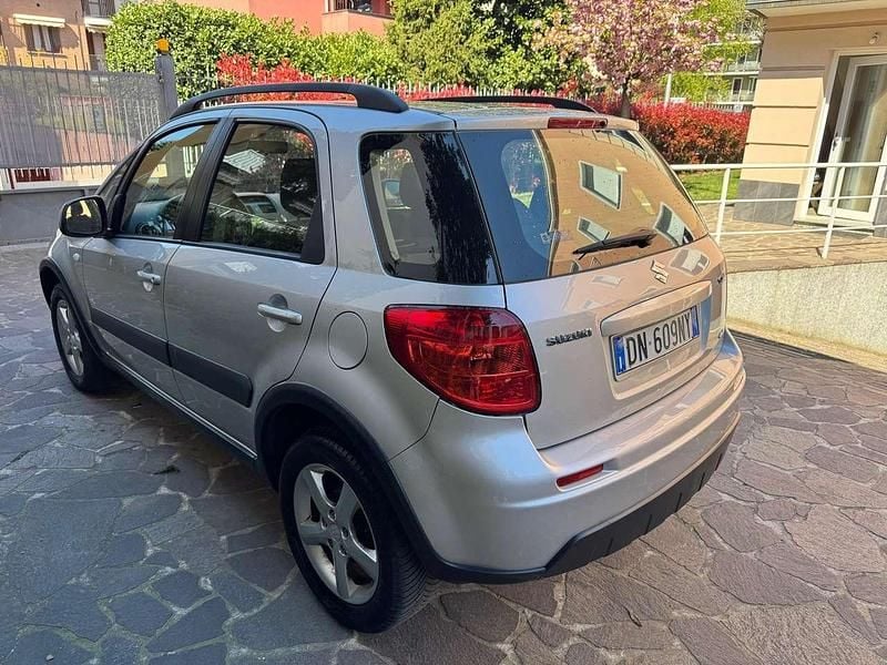 Usata Suzuki SX4 107 CV (78 kW) 2008 Argento SUV