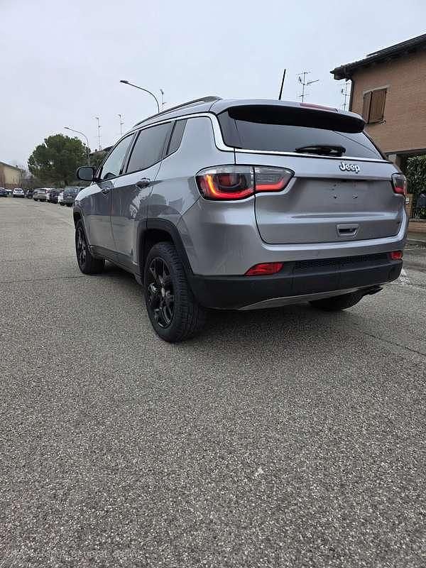 Usata Jeep Compass Limited 140 CV (102 kW) 2018 Grigio SUV