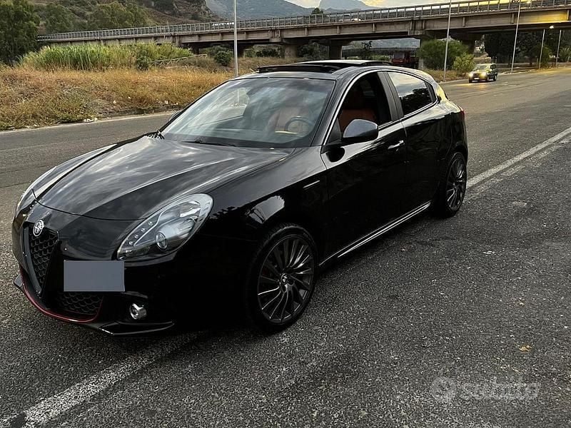Usata Alfa Romeo Giulietta 140 CV (102 kW) 2012 Nero Utilitaria