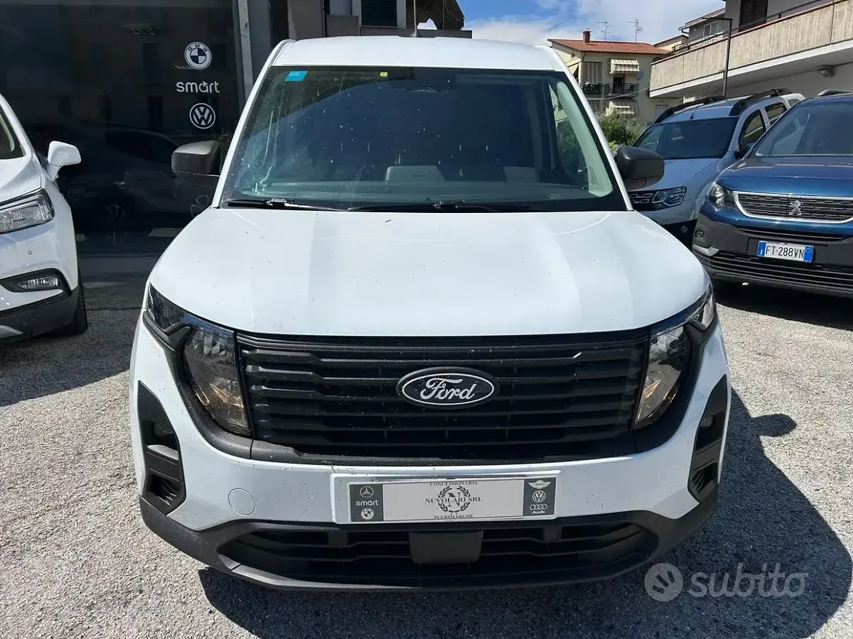 Usata Ford Transit 100 CV (73 kW) 2024 Bianco SUV