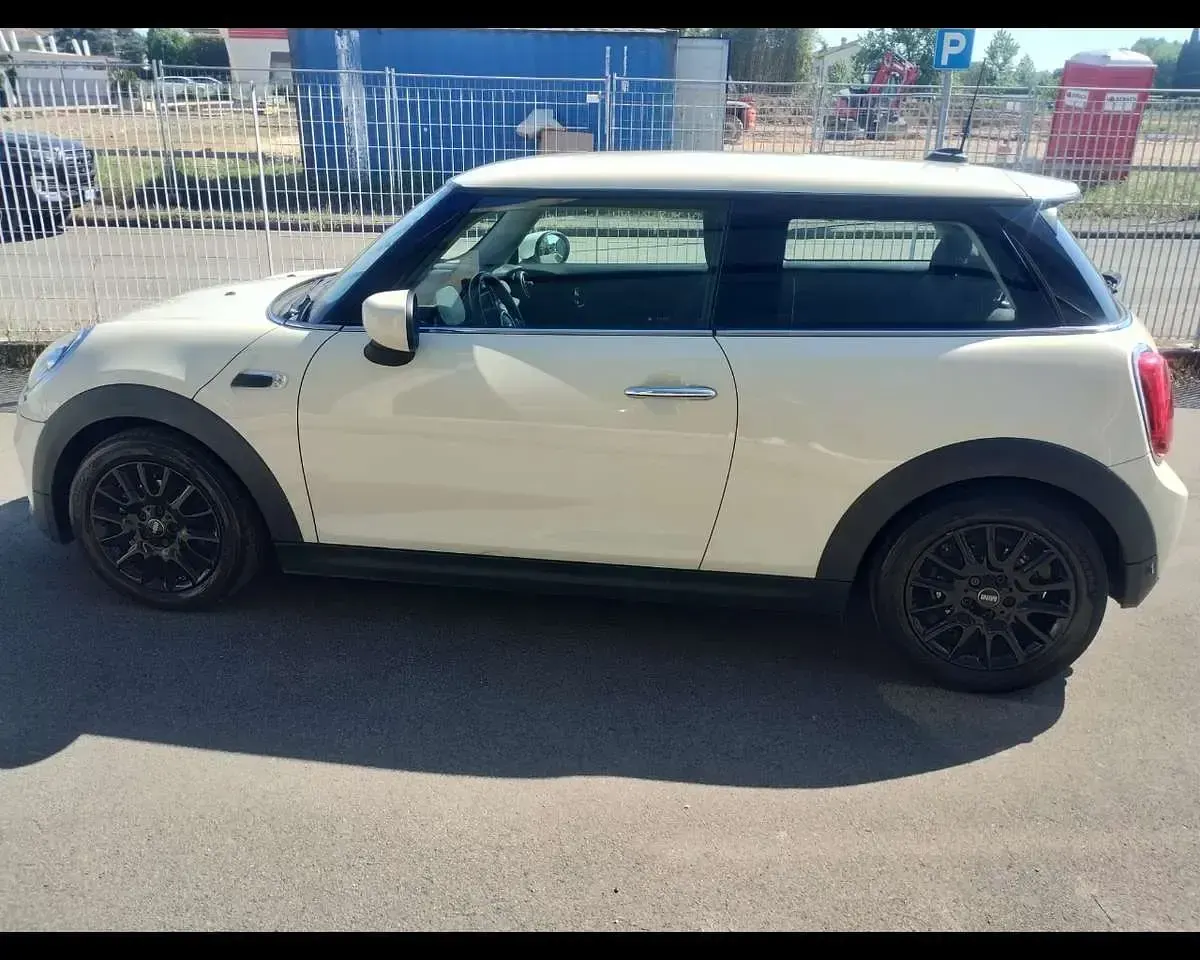 Usata Mini ONE 75 CV (55 kW) 2020 Navorio Utilitaria