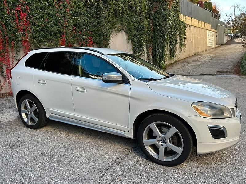 Usata Volvo XC60 163 CV (119 kW) 2011 Bianco SUV