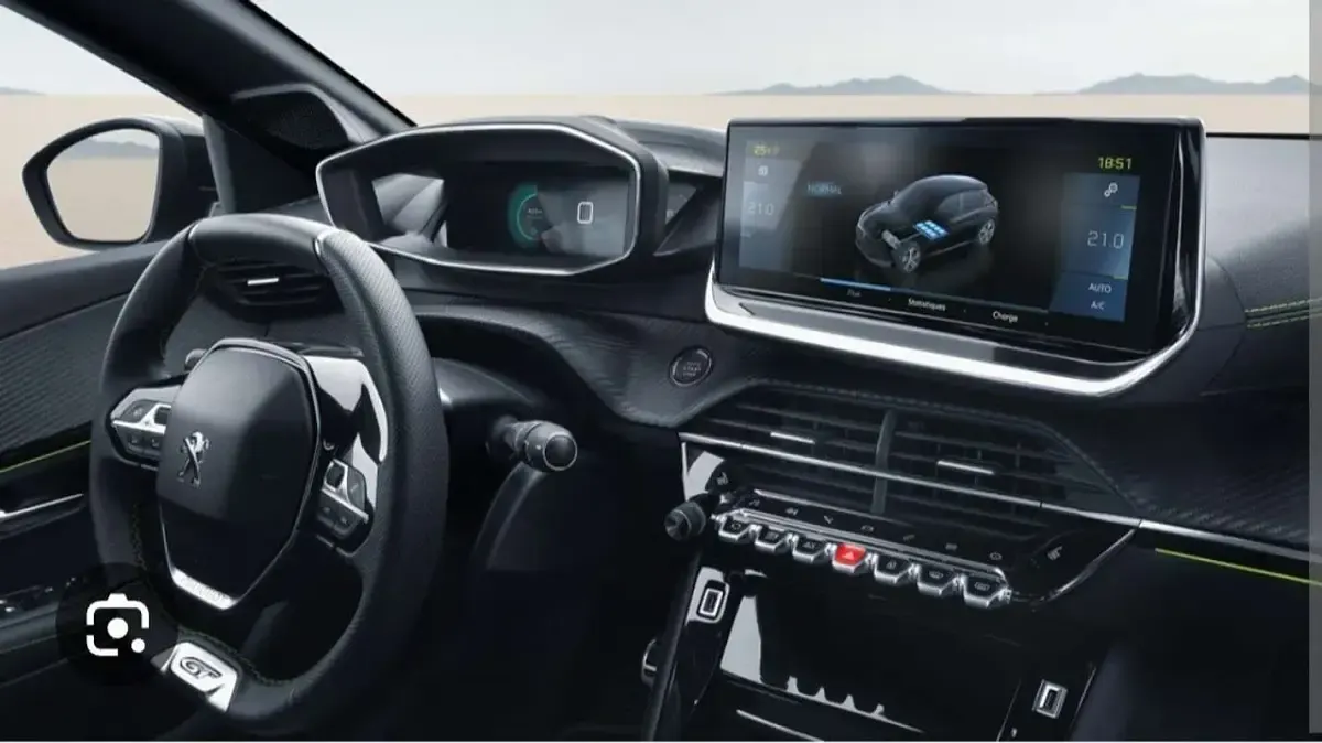 Usata Peugeot 208 GT 56 kW (77 CV) 2022 Utilitaria