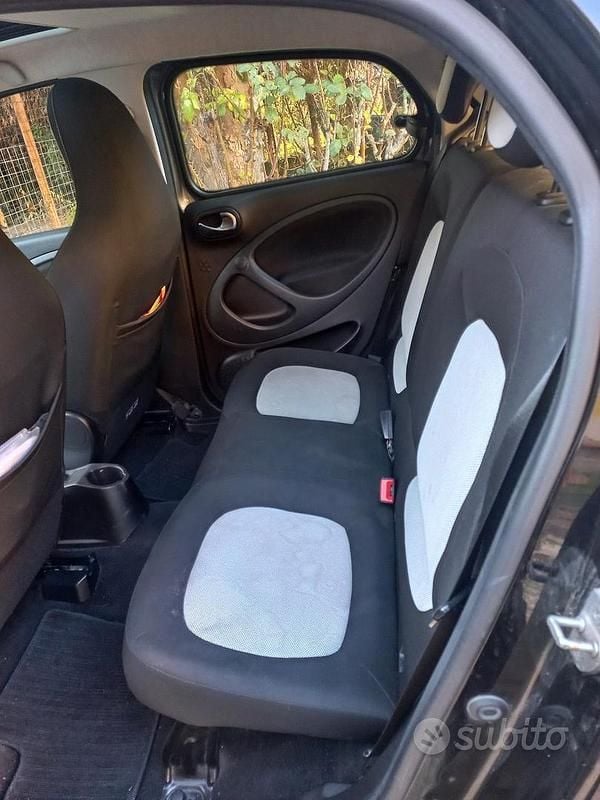 Usata Smart ForFour 2016 Grigio Utilitaria