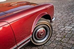 Usata Mercedes 230 150 CV (110 kW) 1966 Rosso Cabrio