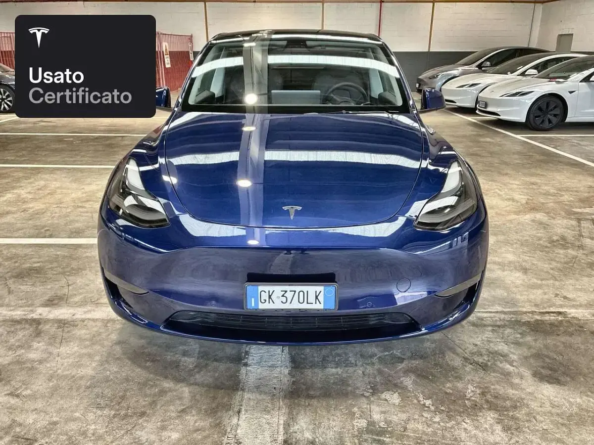 Usata Tesla Model Y Long Range AWD 258 kW (351 CV) 2022 Deep blue metallic SUV