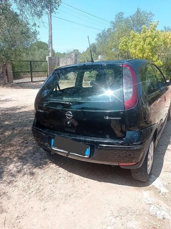 Usata Opel Corsa 2005 Nero Berlina