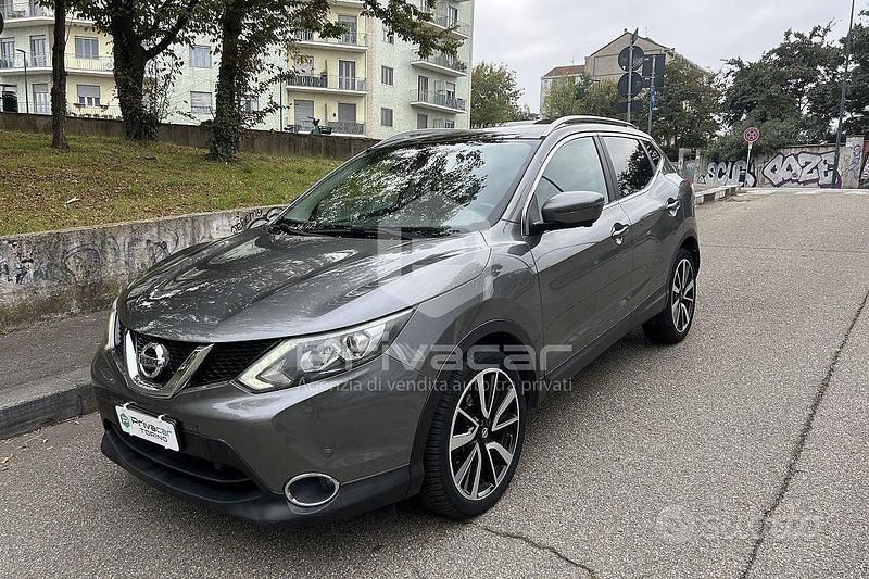 Grigio Usata 2015 Nissan Qashqai Tekna SUV | 9900 € (Buon prezzo) - Immagine 1/4