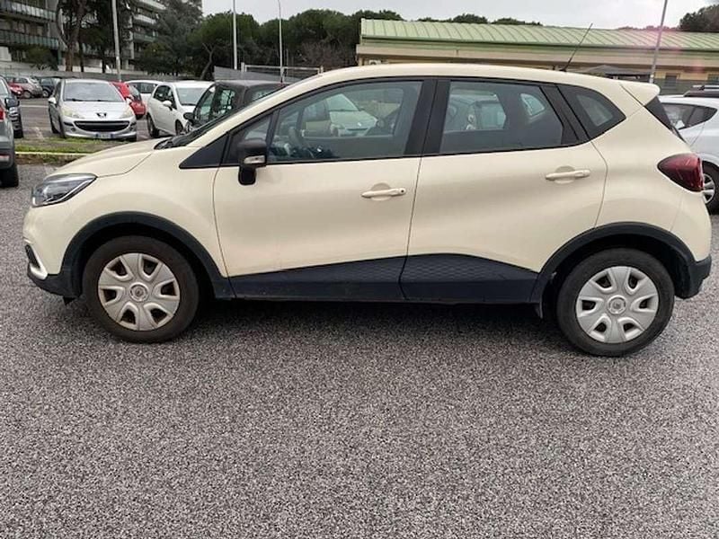 Usata Renault Captur Life 90 CV (66 kW) 2017 Bianco SUV