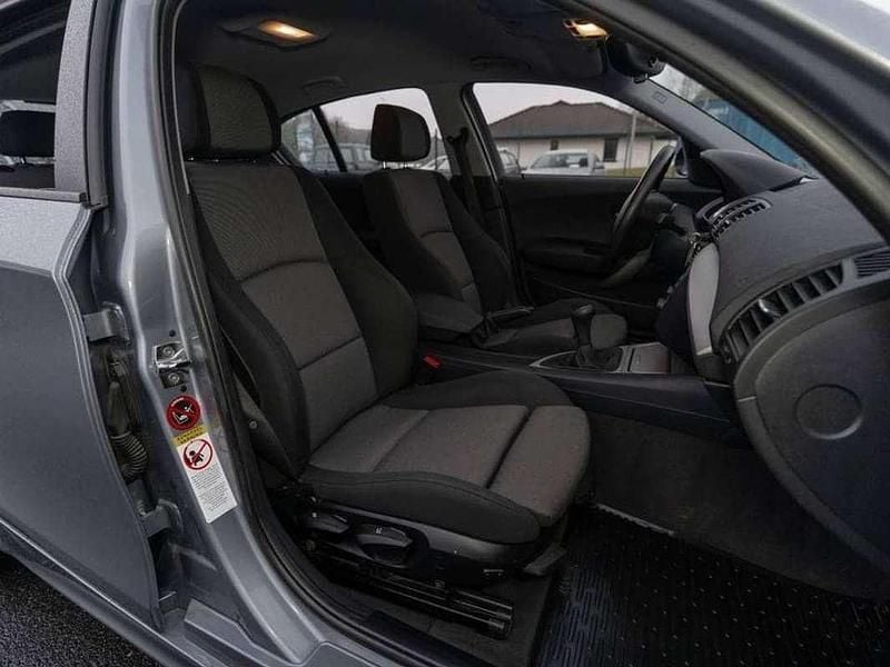 Usata BMW 118 122 CV (89 kW) 2007 Utilitaria