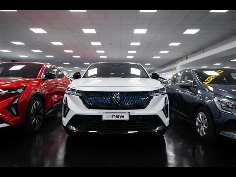Usata Renault Rafale Esprit Alpine 200 CV (147 kW) 2024 Grigio SUV