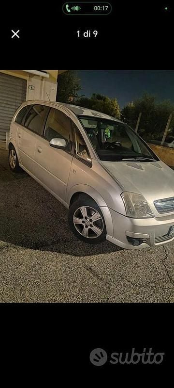 Usata Opel Meriva 110 CV (80 kW) 2007 Grigio Monovolume