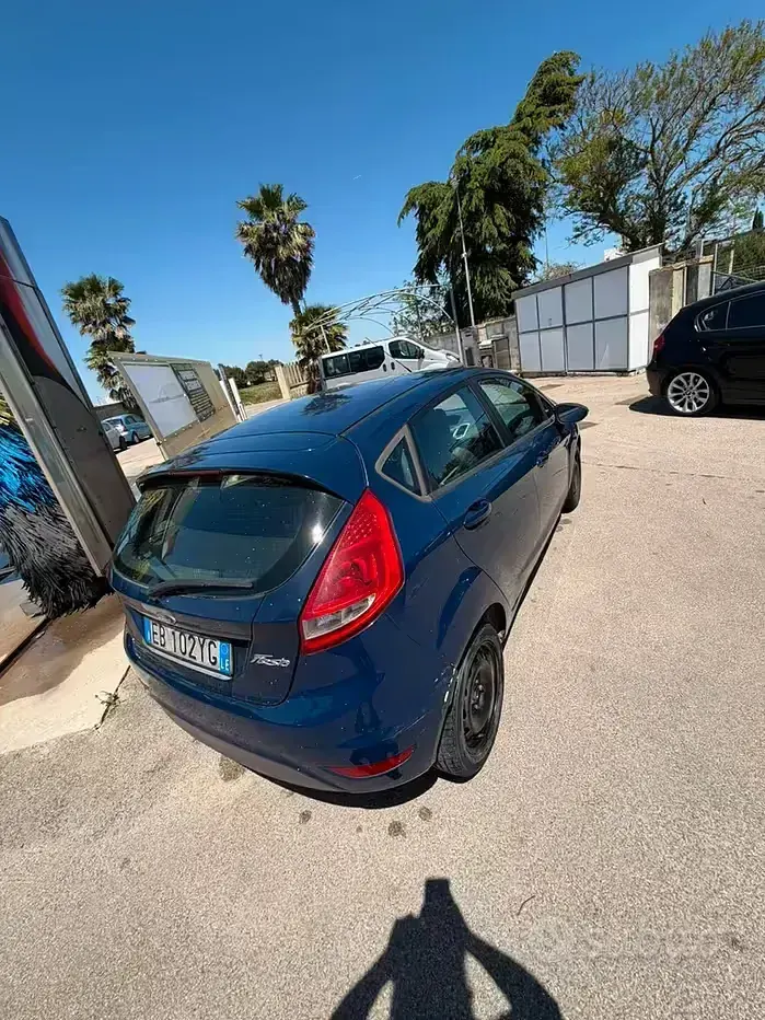Usata Ford Fiesta 96 CV (70 kW) 2010 Utilitaria
