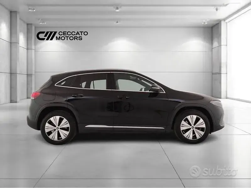 Usata Mercedes EQA250+ 139 kW (190 CV) 2023 Nero SUV