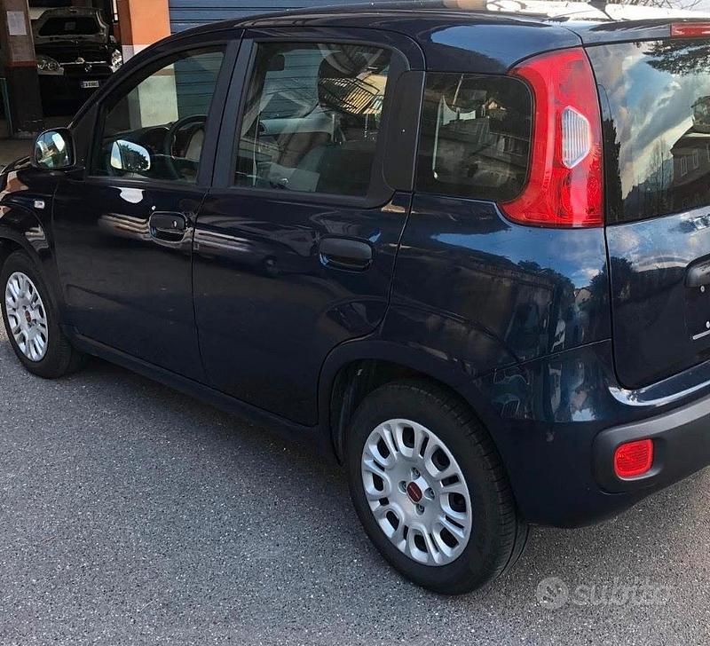 Begagnad Fiat Panda 69 HK (50 kW) 2017 Blå Sedan