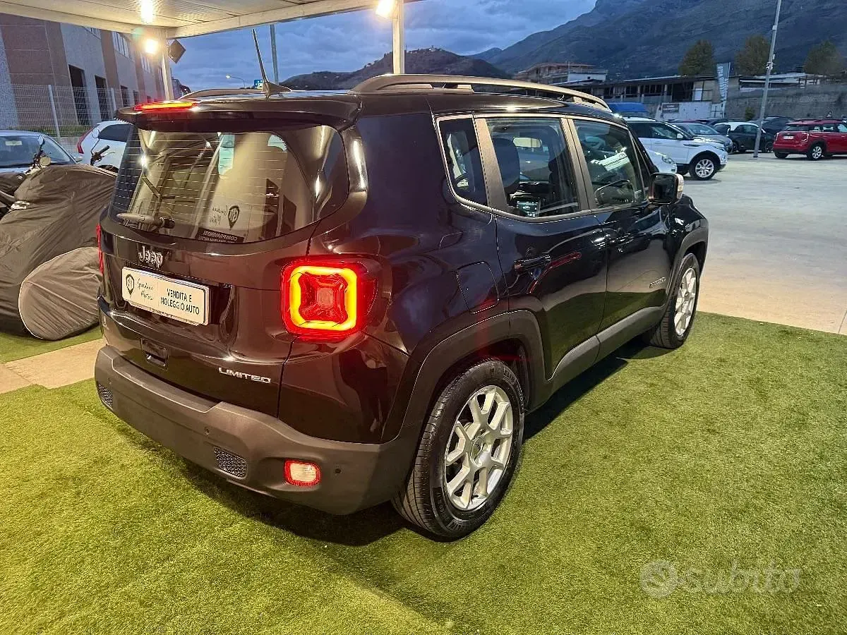 Usata Jeep Renegade Limited 131 CV (96 kW) 2022 Nero SUV