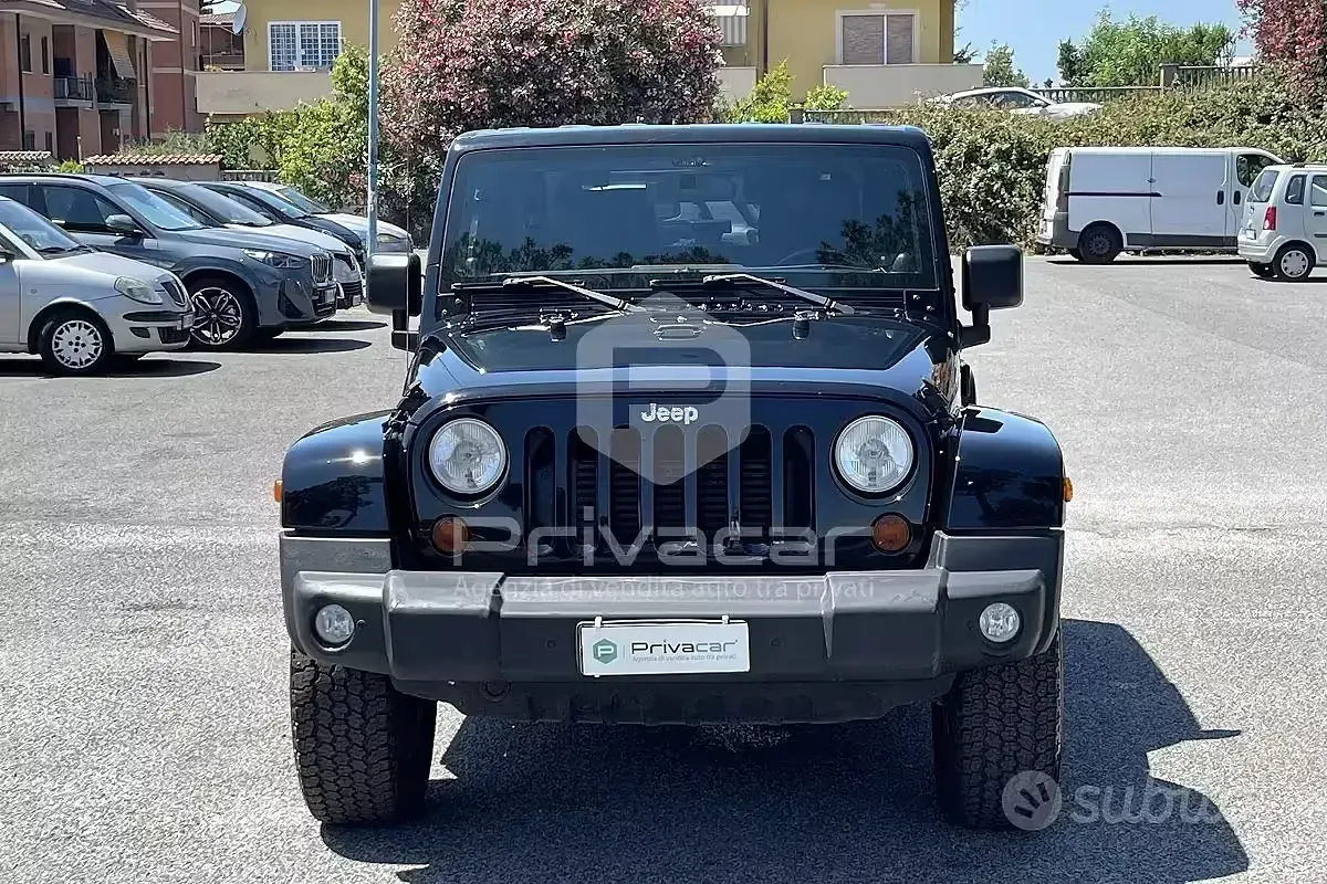 Usata Jeep Wrangler Sahara 200 CV (147 kW) 2011 Nero SUV