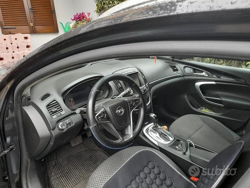 Usata Opel Insignia Business 163 CV (119 kW) 2015 Nero Station wagon