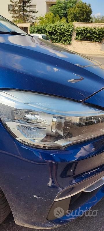 Usata BMW 218 Luxury Line 150 CV (110 kW) 2016 Blu Monovolume