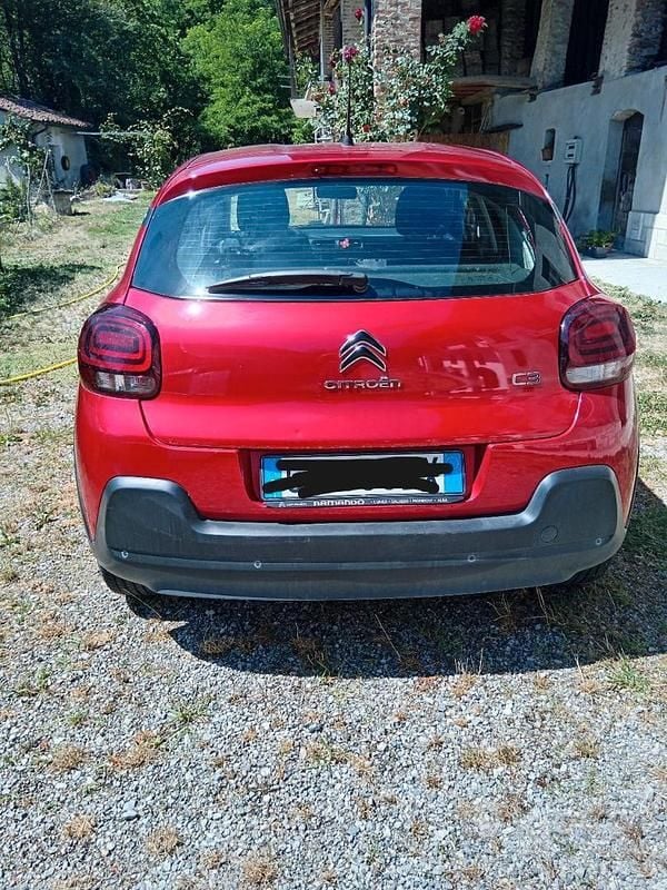 Begagnad Citroën C3 Limited Edition 1955 83 HK (61 kW) 2021 Röd Halvkombi