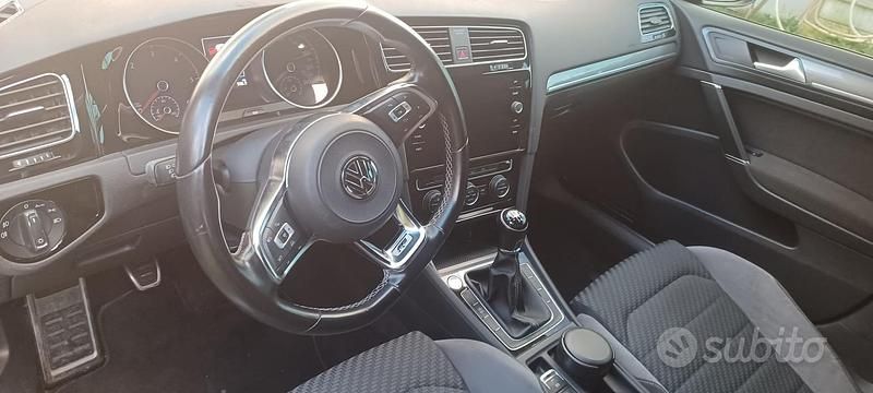 Usata VW Golf VII R-line 2018 Nero Utilitaria