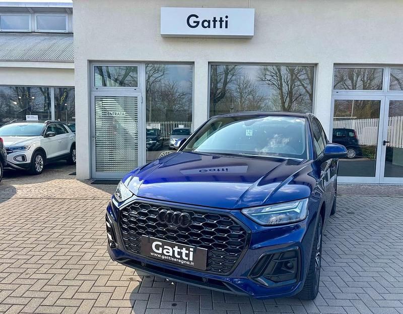 Usata Audi Q5 Sportback Ambiente 204 CV (150 kW) 2022 Blu/azzurro SUV