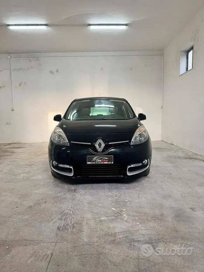 Usata Renault Scénic XMOD 110 CV (80 kW) 2016 Nero Monovolume