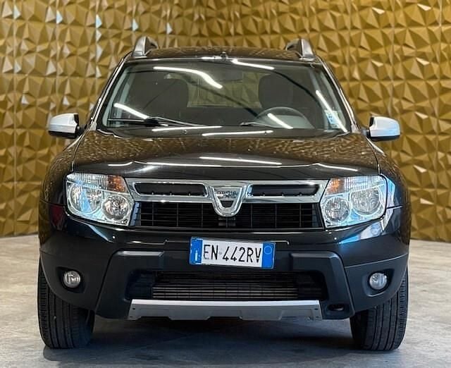 Usata Dacia Duster Lauréate 107 CV (78 kW) 2012 Nero Station wagon