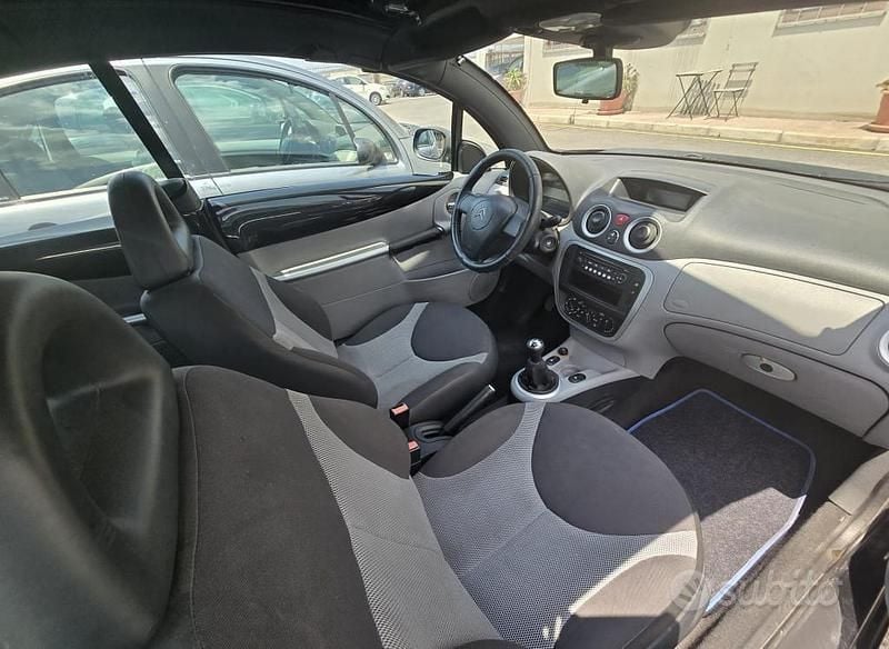 Usata Citroën C3 Pluriel Exclusive 73 CV (53 kW) 2007 Nero Cabrio