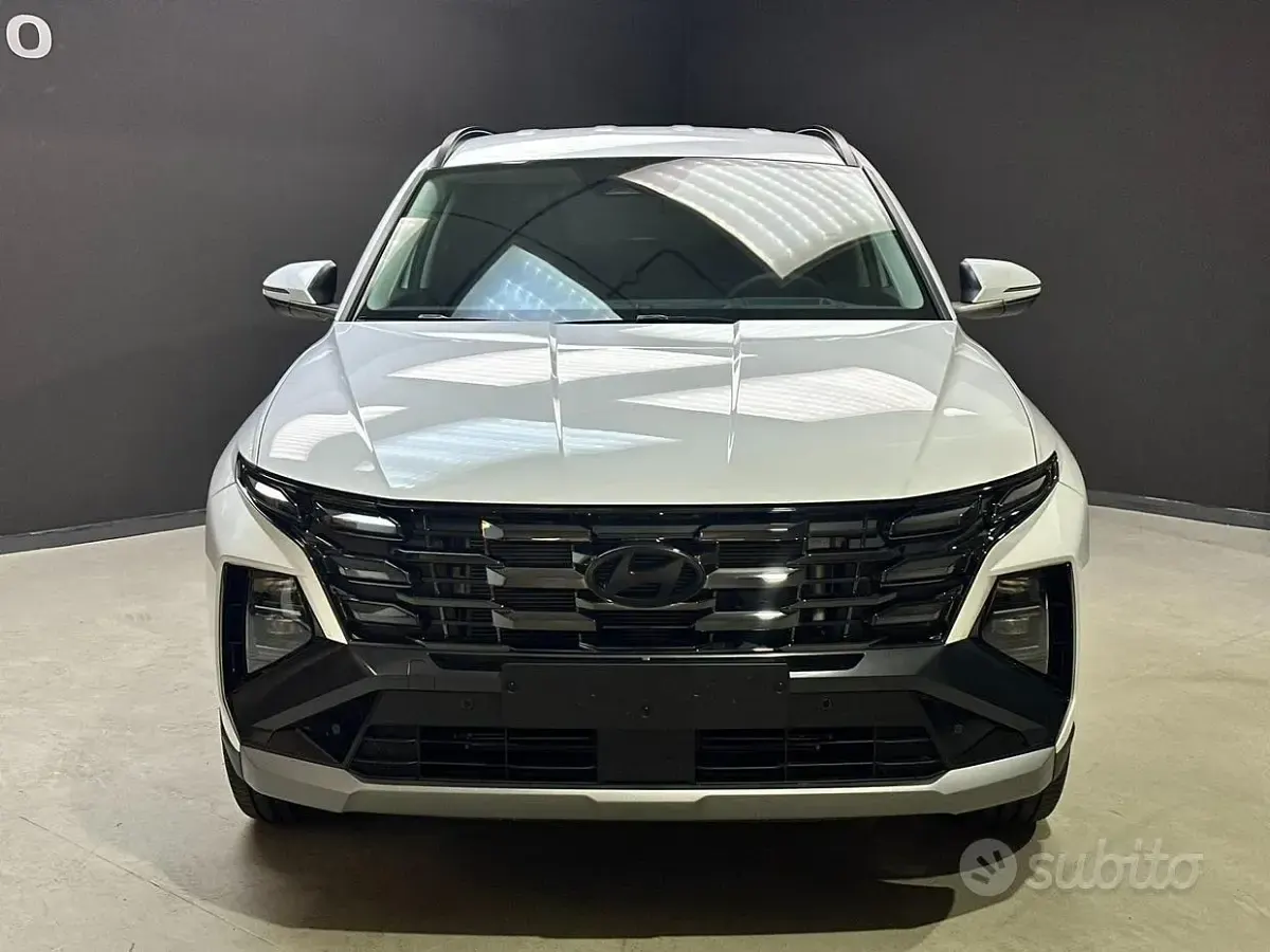 Nuova Hyundai Tucson 179 CV (131 kW) 2026 Bianco SUV