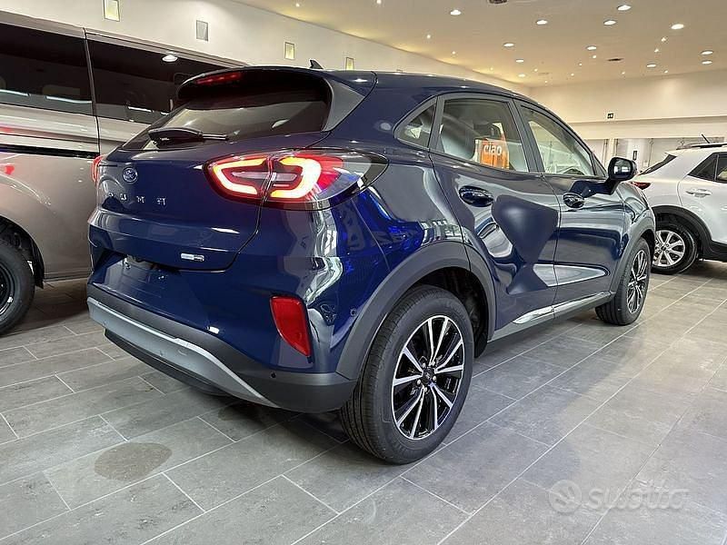 Usata Ford Puma Titanium X 125 CV (91 kW) 2022 Blu/azzurro SUV