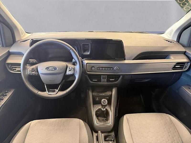 Usata Ford Tourneo Courier Titanium 125 CV (91 kW) 2025 Nero Monovolume