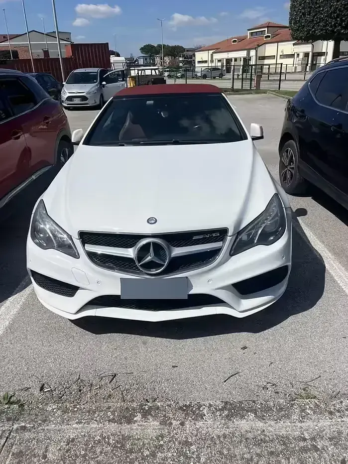 Usata Mercedes E220 170 CV (125 kW) 2013 Bianco Cabrio