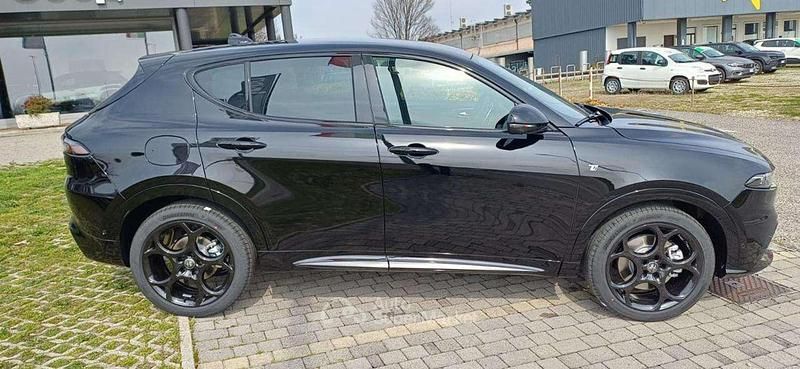 Nuova Alfa Romeo Tonale Ti 160 CV (117 kW) 2026 Nero SUV