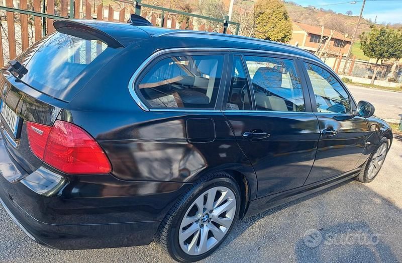 Usata BMW 316 116 CV (85 kW) 2012 Nero Station wagon