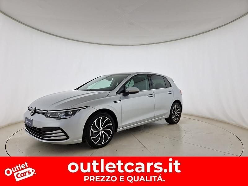 Argento Usata 2022 VW Golf Style Tre volumi | 25.300 € (Buon prezzo) - Immagine 1/4