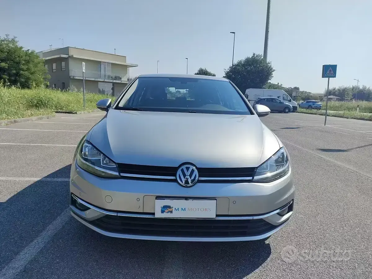 Usata VW Golf VII Business 115 CV (84 kW) 2019 Grigio Berlina