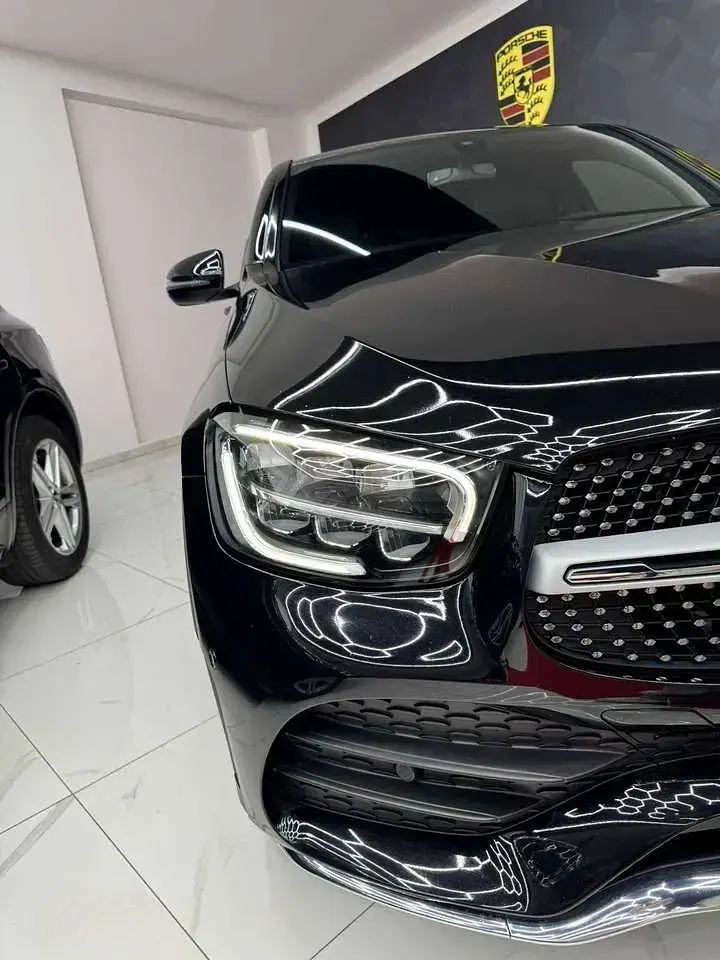 Usata Mercedes GLC200 Edition 163 CV (119 kW) 2021 Nero SUV