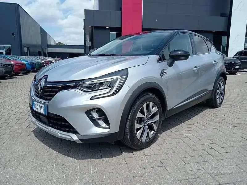 Usata Renault Captur Intens 160 CV (117 kW) 2020 SUV
