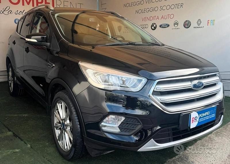 Usata Ford Kuga ST-Line 150 CV (110 kW) 2017 Nero SUV