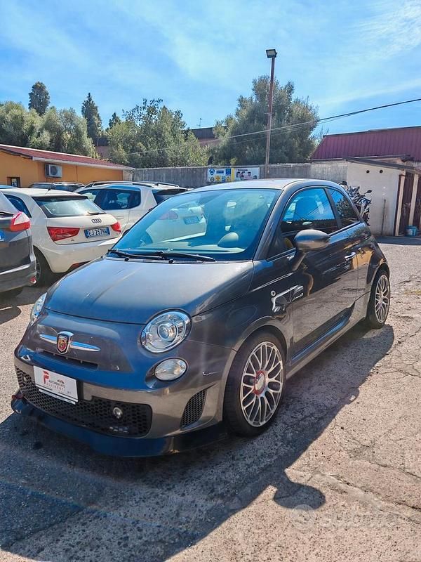 Grigio Usata 2015 Abarth 595 Turismo Due volumi | 12.500 € (Buon prezzo) - Immagine 1/4