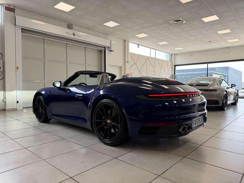 Usata Porsche 911 Carrera 4S Cabriolet 450 CV (330 kW) 2019 Blu/azzurro Cabrio