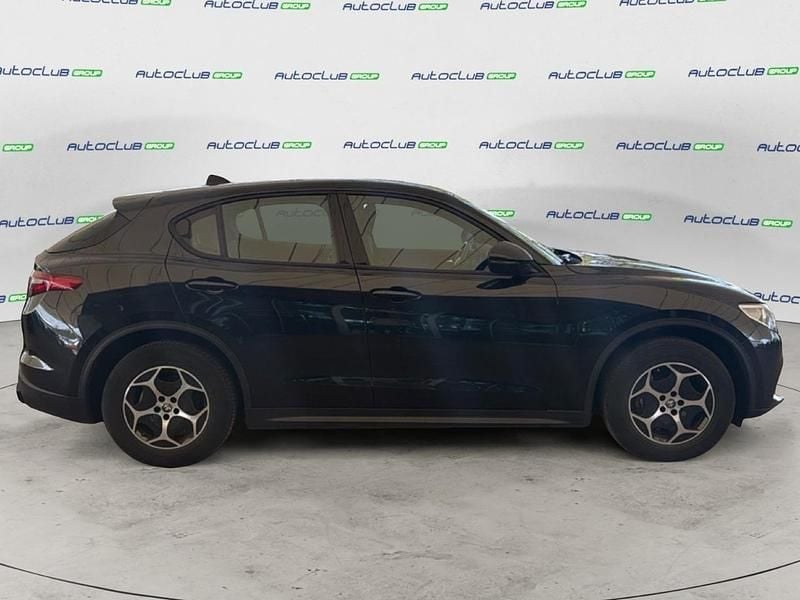 Usata Alfa Romeo Stelvio Business 190 CV (139 kW) 2022 Nero SUV