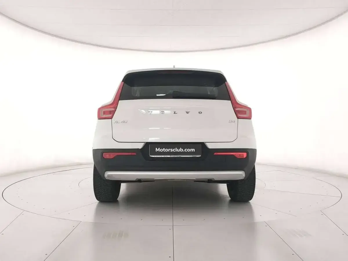 Usata Volvo XC40 Business Edition 190 CV (139 kW) 2019 Bianco SUV