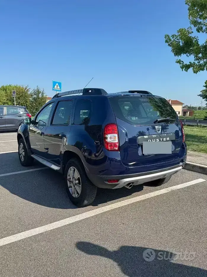 Usata Dacia Duster 114 CV (83 kW) 2015 Bluazzurro SUV