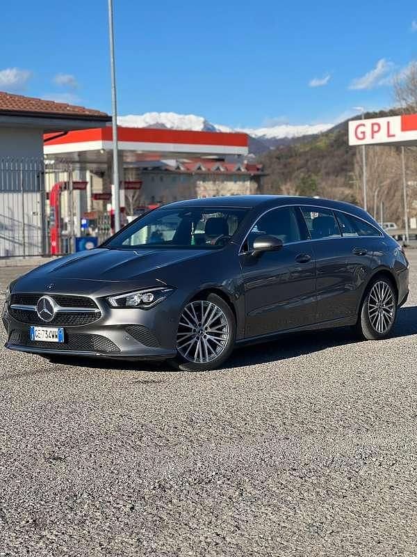 Usata Mercedes CLA200 Shooting Brake Executive 150 CV (110 kW) 2020 Station wagon
