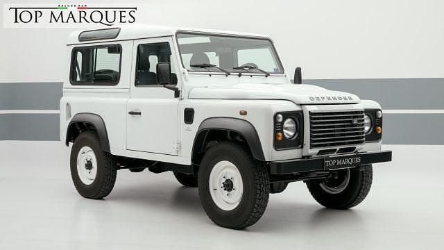 Usata Land Rover Defender Basis 122 CV (89 kW) 2015 Bianco pastello SUV