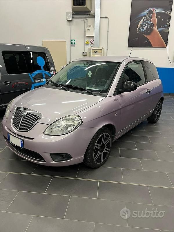 Usata Lancia Ypsilon 75 CV (55 kW) 2010 Utilitaria